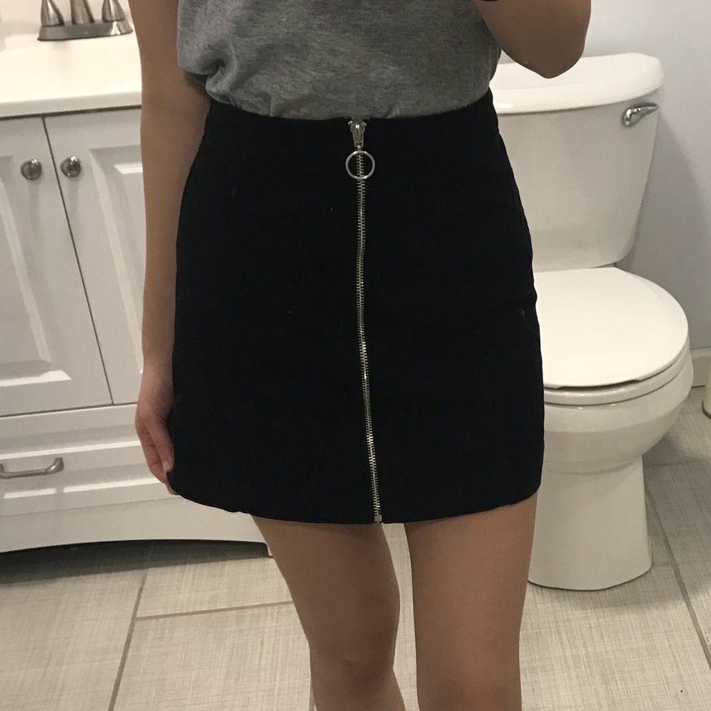 Black skirt